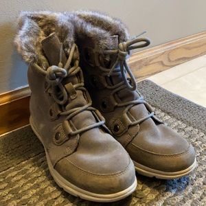Size 8 Sorel boots